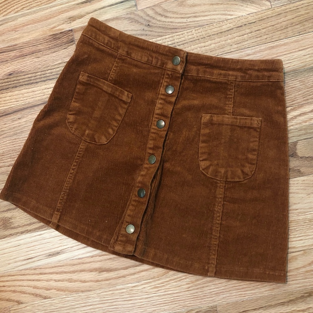Melville corduroy button pocket skirt brown